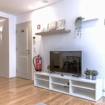 Wood And Marble 1bdr By Lovelystay Apartment
