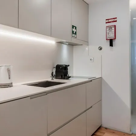 Wood And Marble 1bdr By Lovelystay * Lisboa