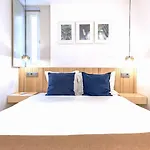 Wood And Marble 1bdr By Lovelystay *