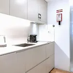 Wood And Marble 1bdr By Lovelystay *