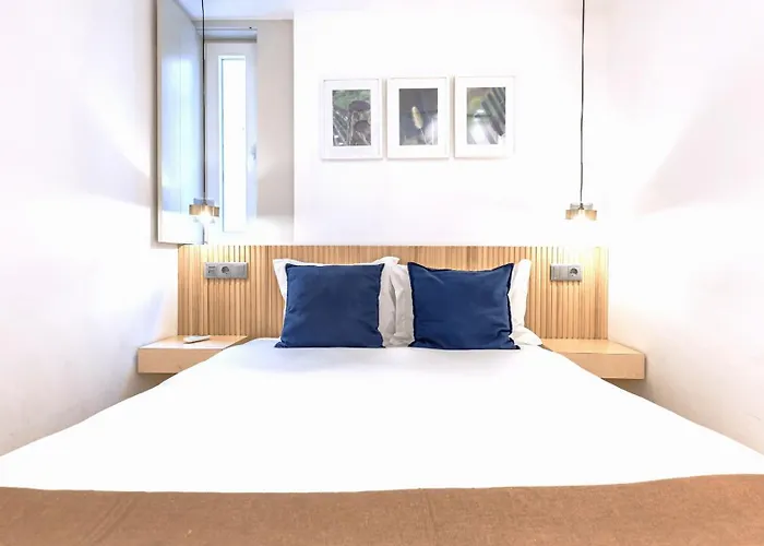 Wood And Marble 1bdr By Lovelystay *